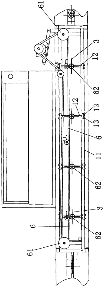 Device for automatically spraying glaze to open ceramic product