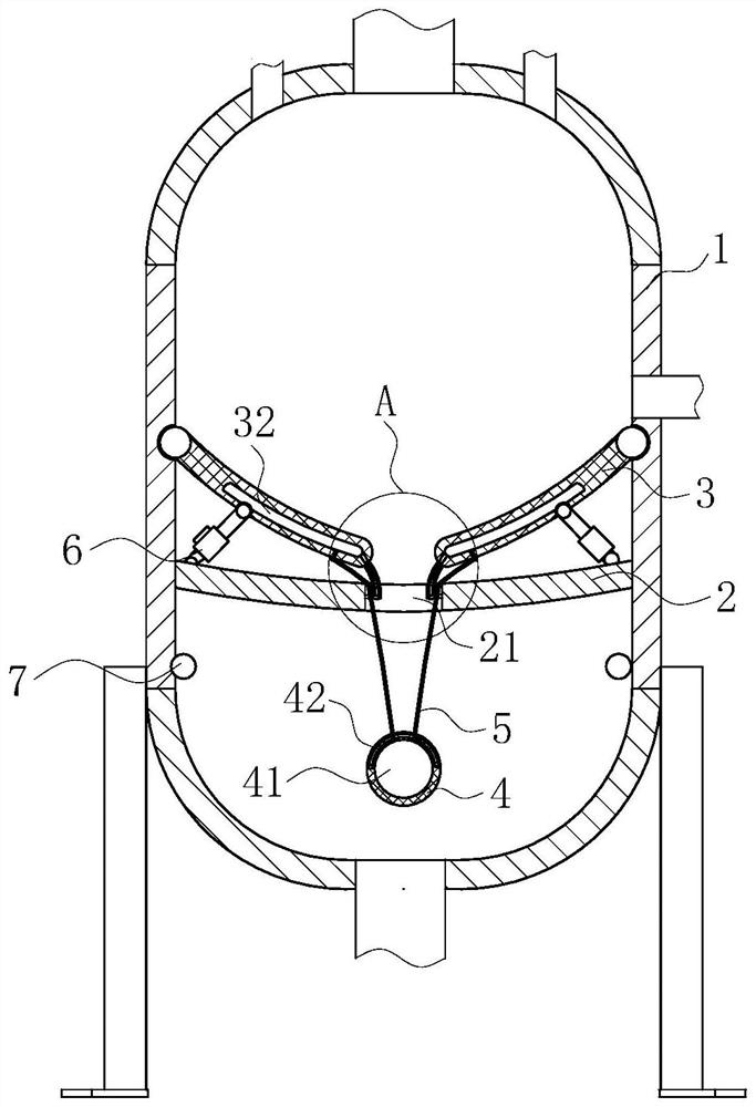 A vacuum buffer tank