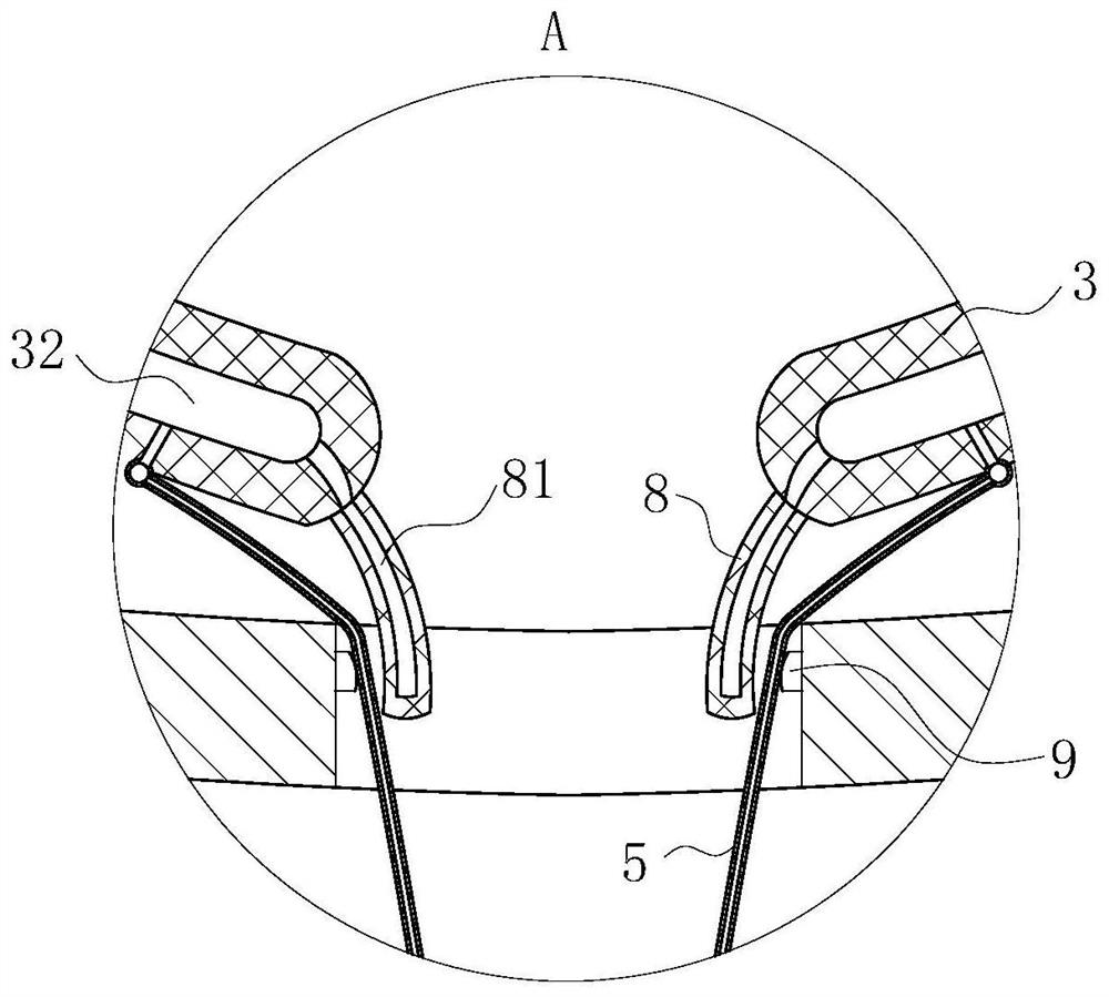 A vacuum buffer tank