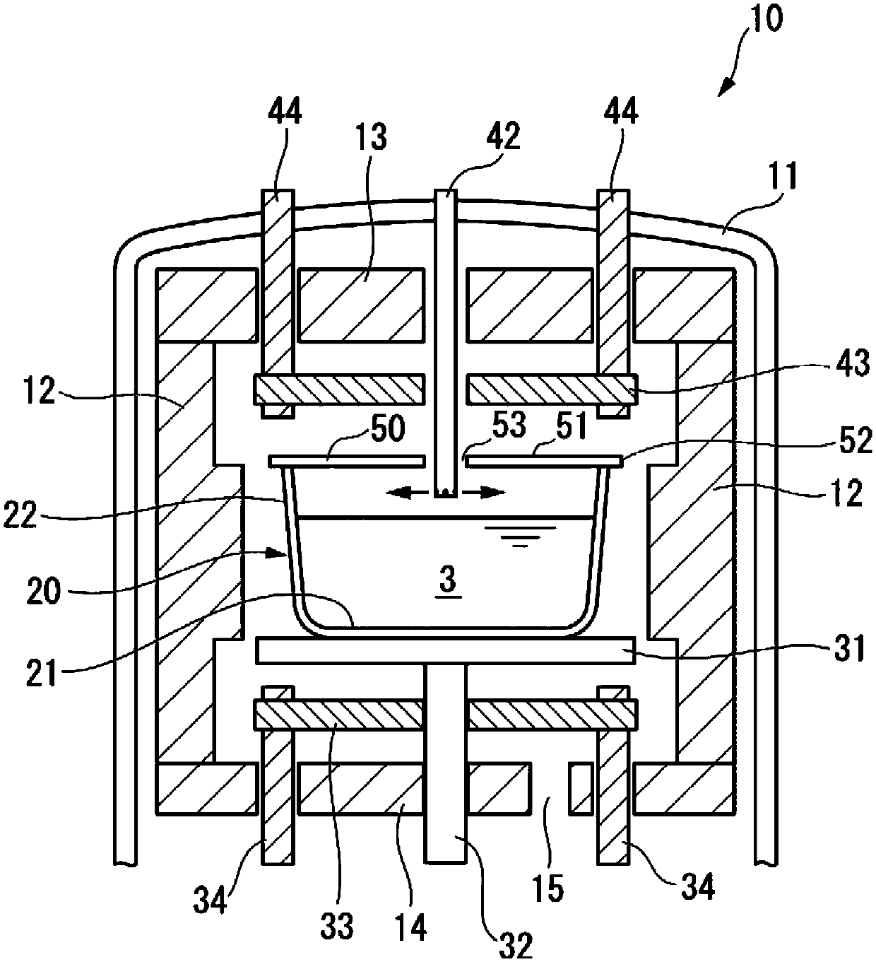 Casting apparatus and casting method