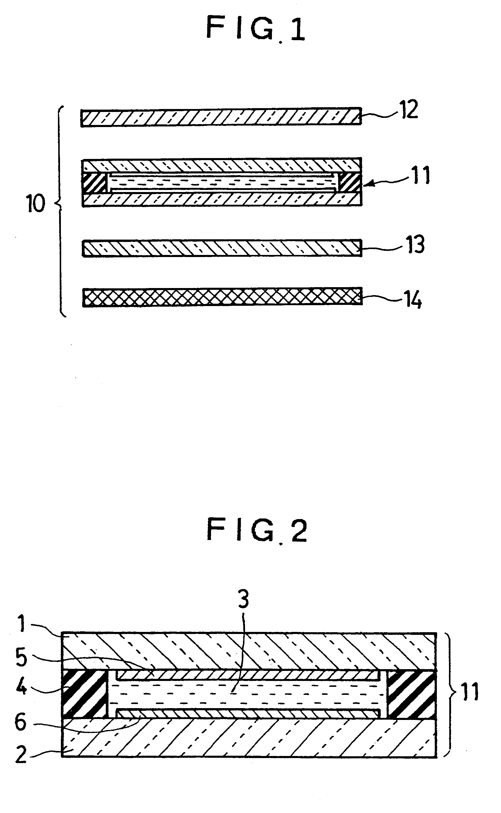 Liquid crystal display device with two reflective polarizers providing metallic appearance effects