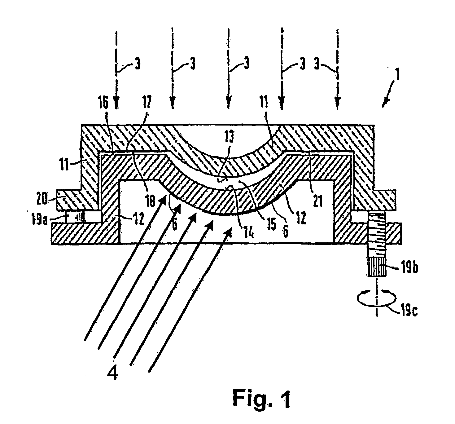 Reflection hologram sensor in contact lens