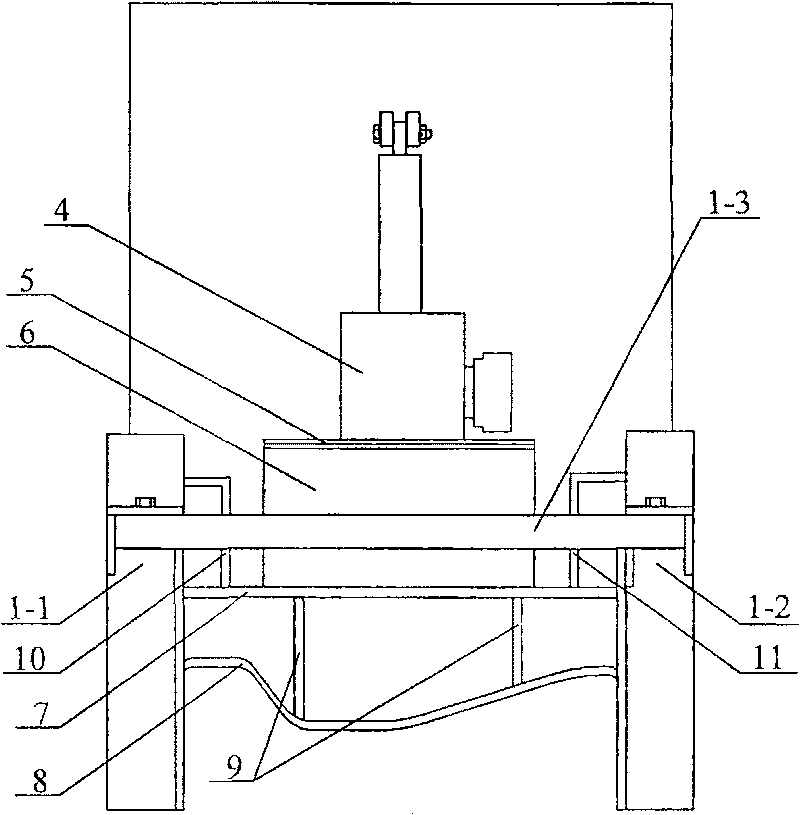 Operation mechanism of self-propelled multifunctional border stone slip form machine