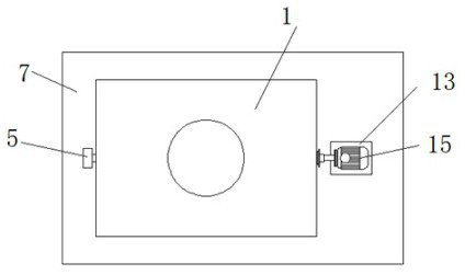 Discharger with automatic opening and closing function