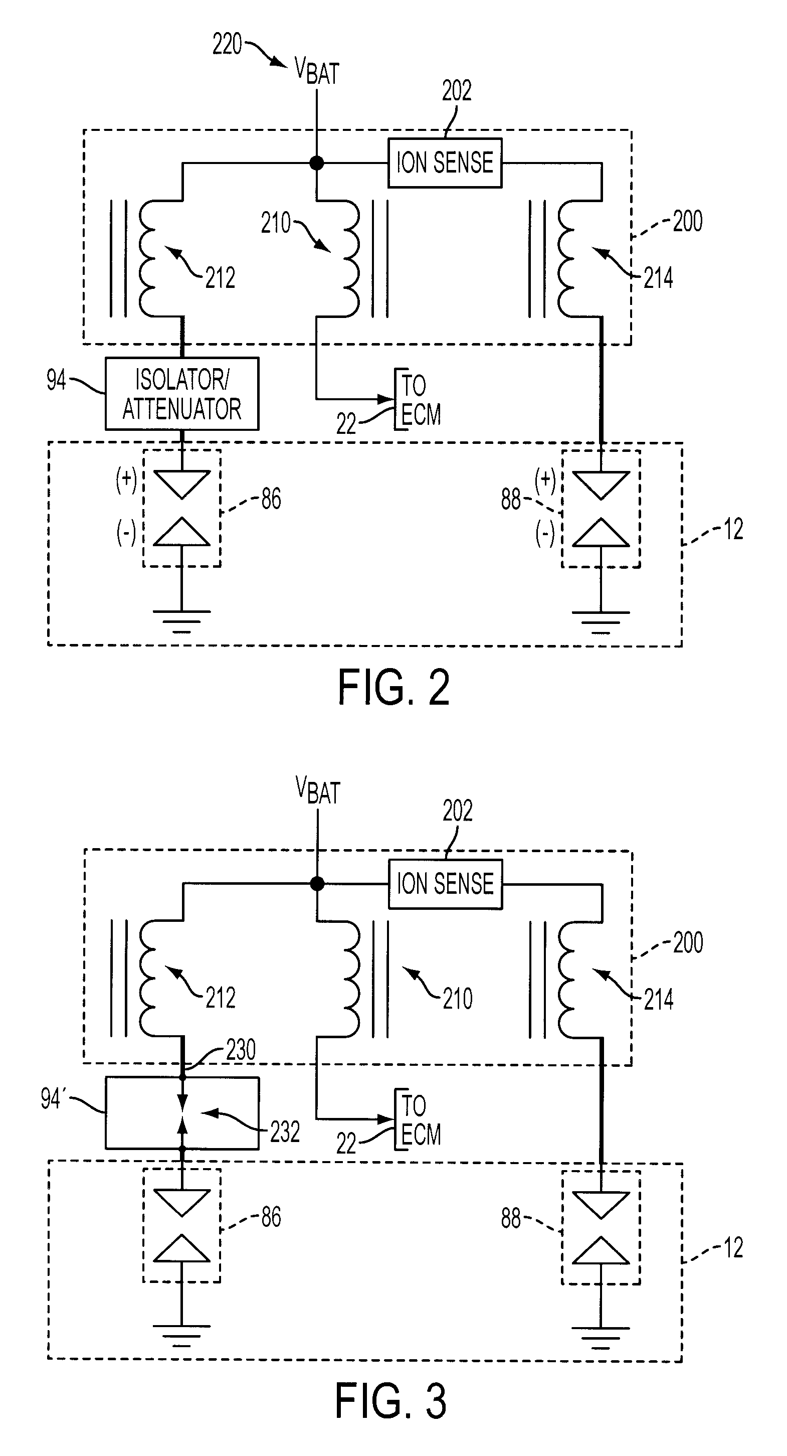 Internal combustion engine with multiple spark plugs per cylinder and ion current sensing