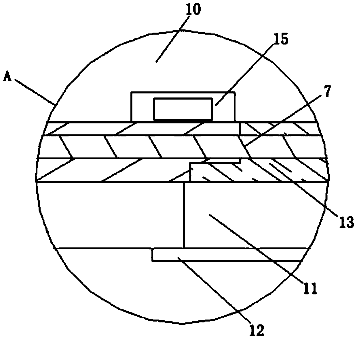 Protective fishing device and fishing method for deep well corpse fishing