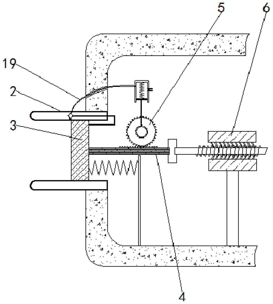 Intelligent loudspeaker capable of automatically adjusting volume