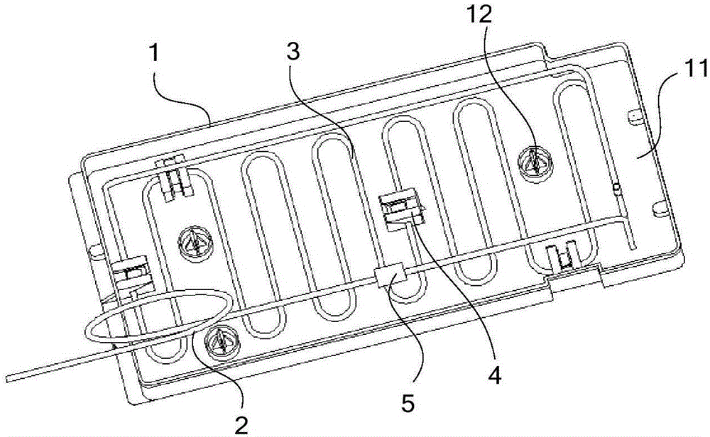 Evaporating dish assembly for refrigerator and refrigerator