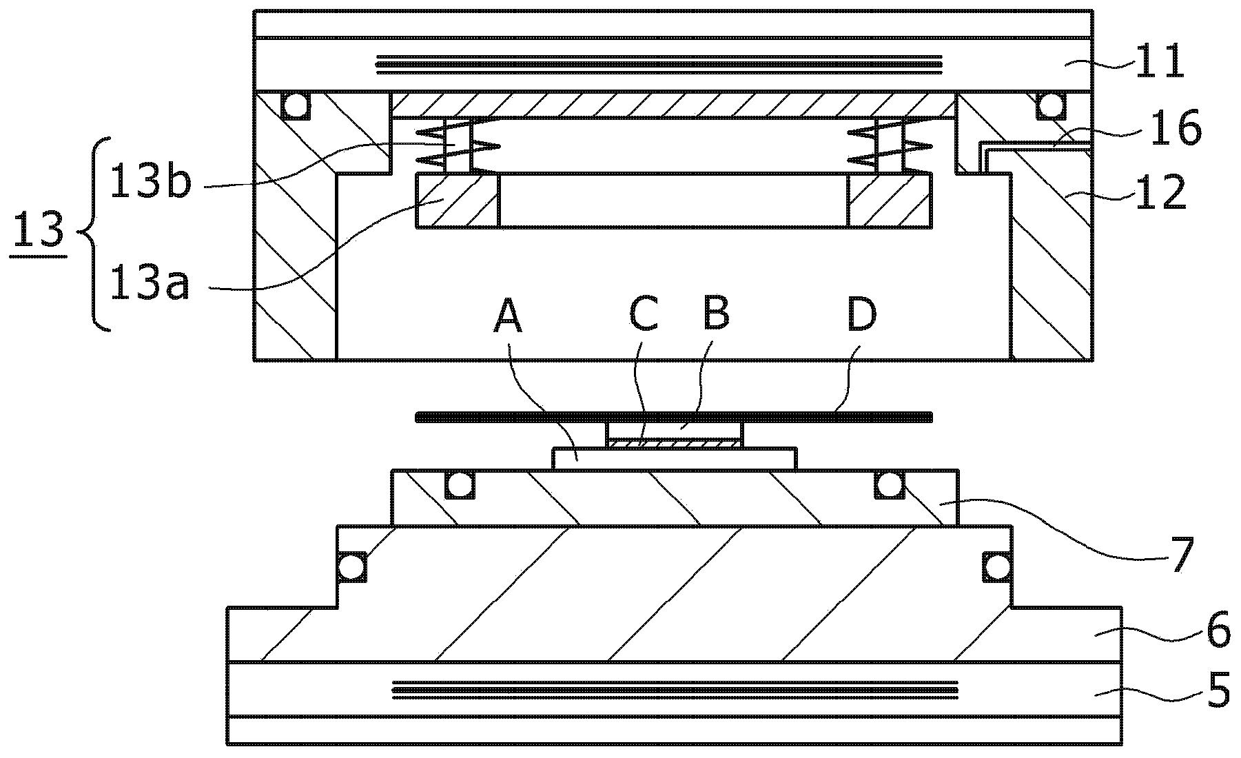 Vacuum thermal bonding device and vacuum thermal bonding method