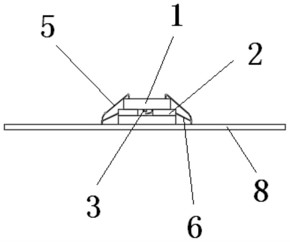 An integrated alignment packaging structure of a detector circuit board and an optical waveguide chip