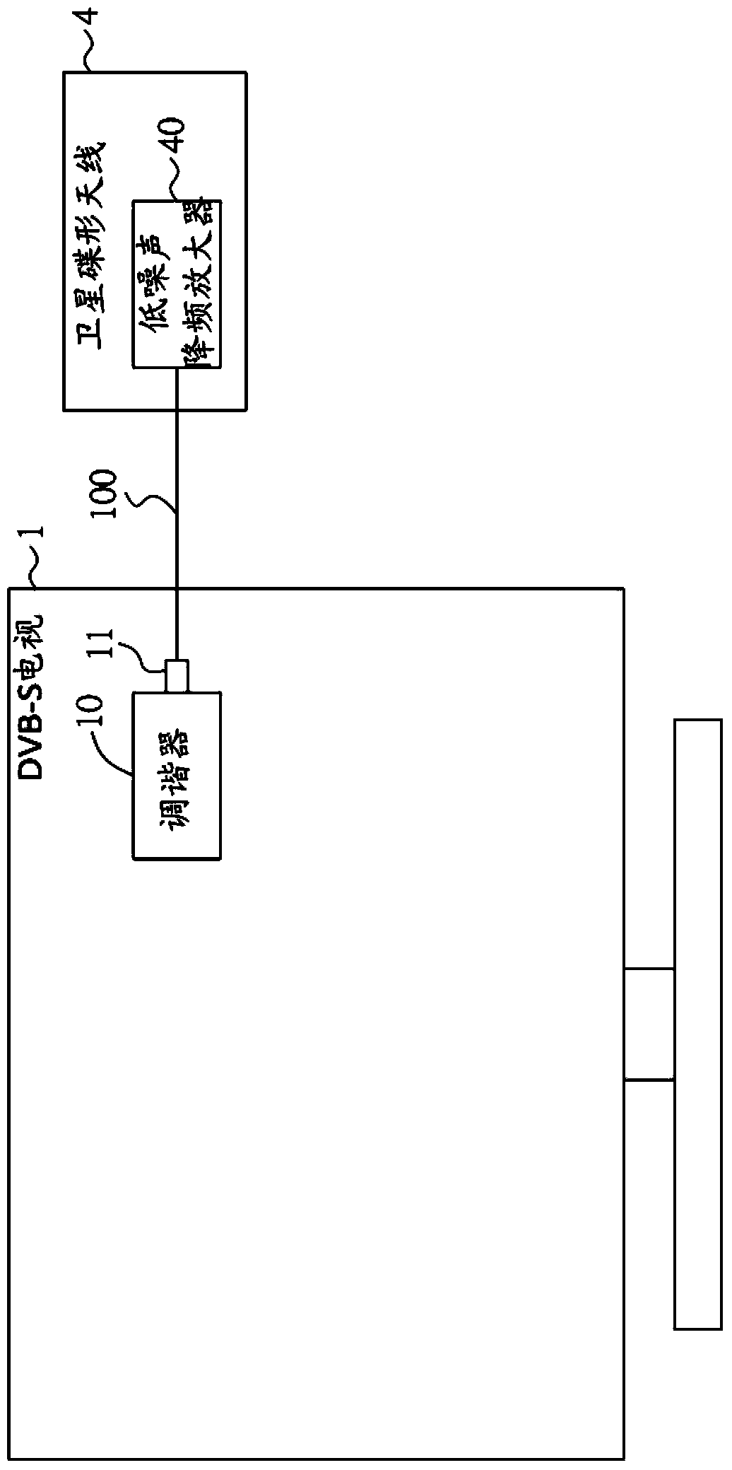 Method for detecting an output voltage of a tuner of a receiver deceiver, an adapter and the receiver device