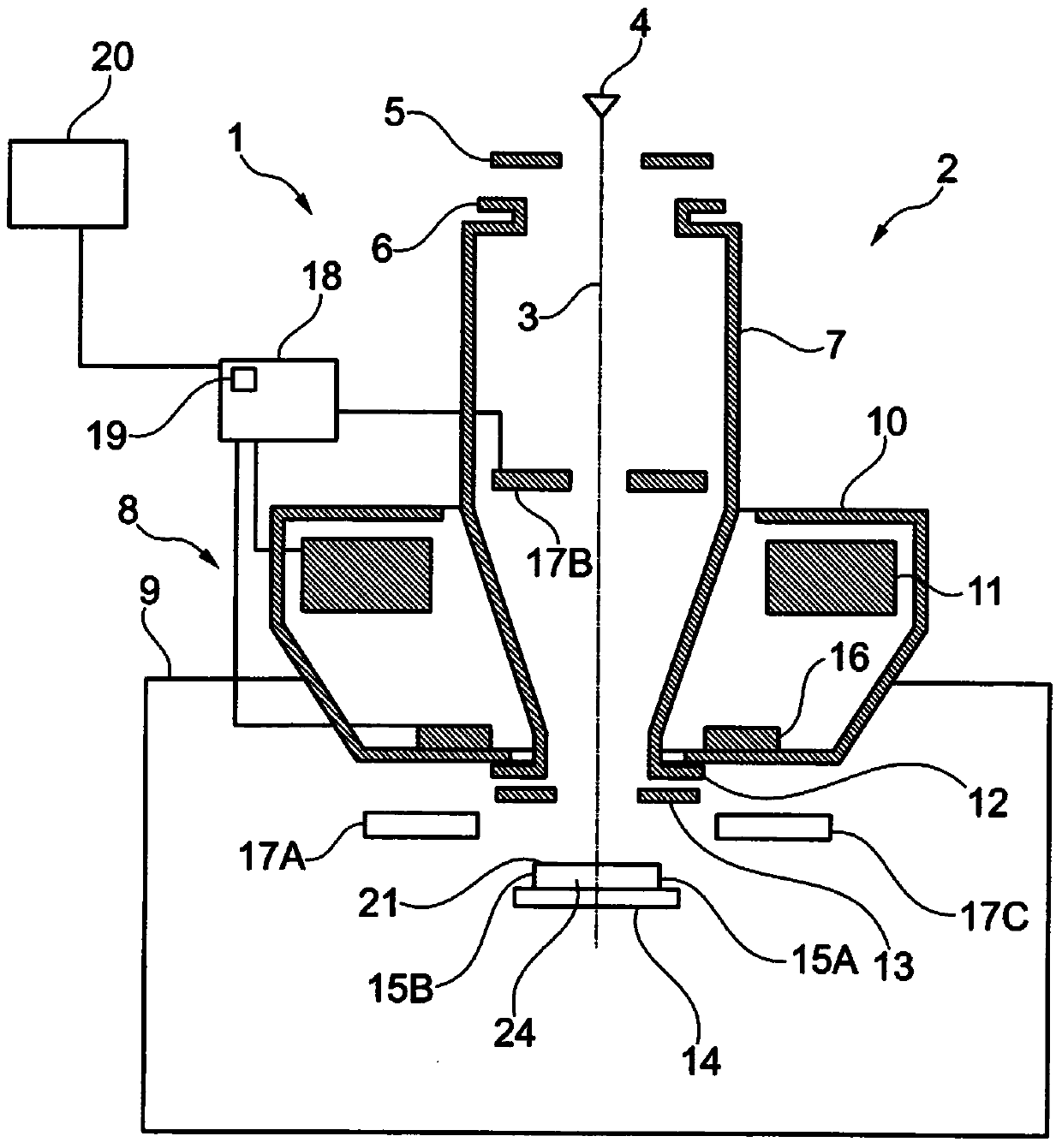 Method of analyzing sample and charged particle beam device for analyzing sample