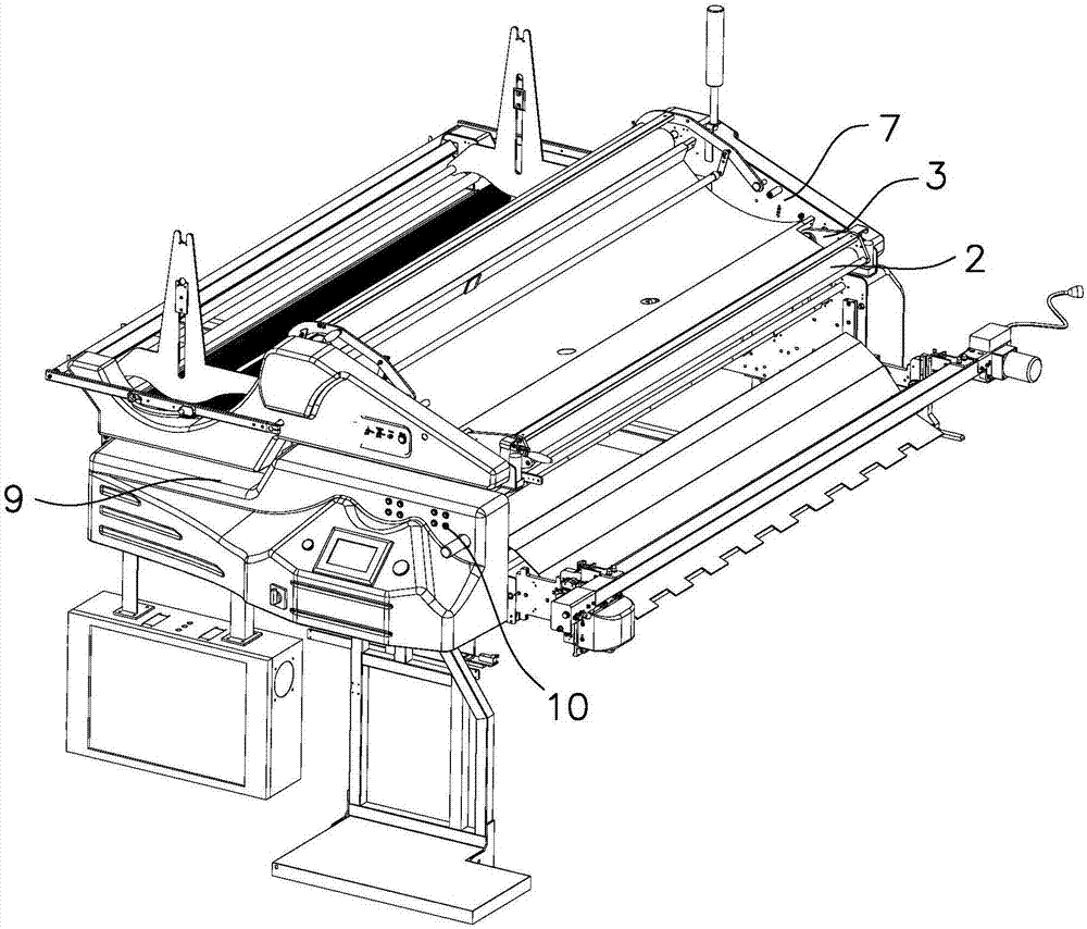 Cloth clamping adjusting device of cloth pulling machine