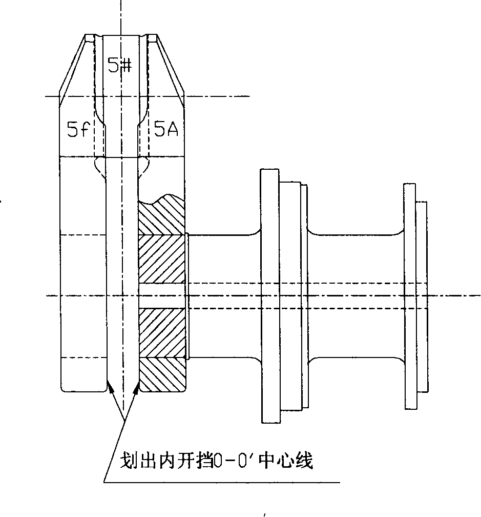 Crank pin angle control method for machining crankshaft sleeve of low-speed diesel engine for large-scale ship