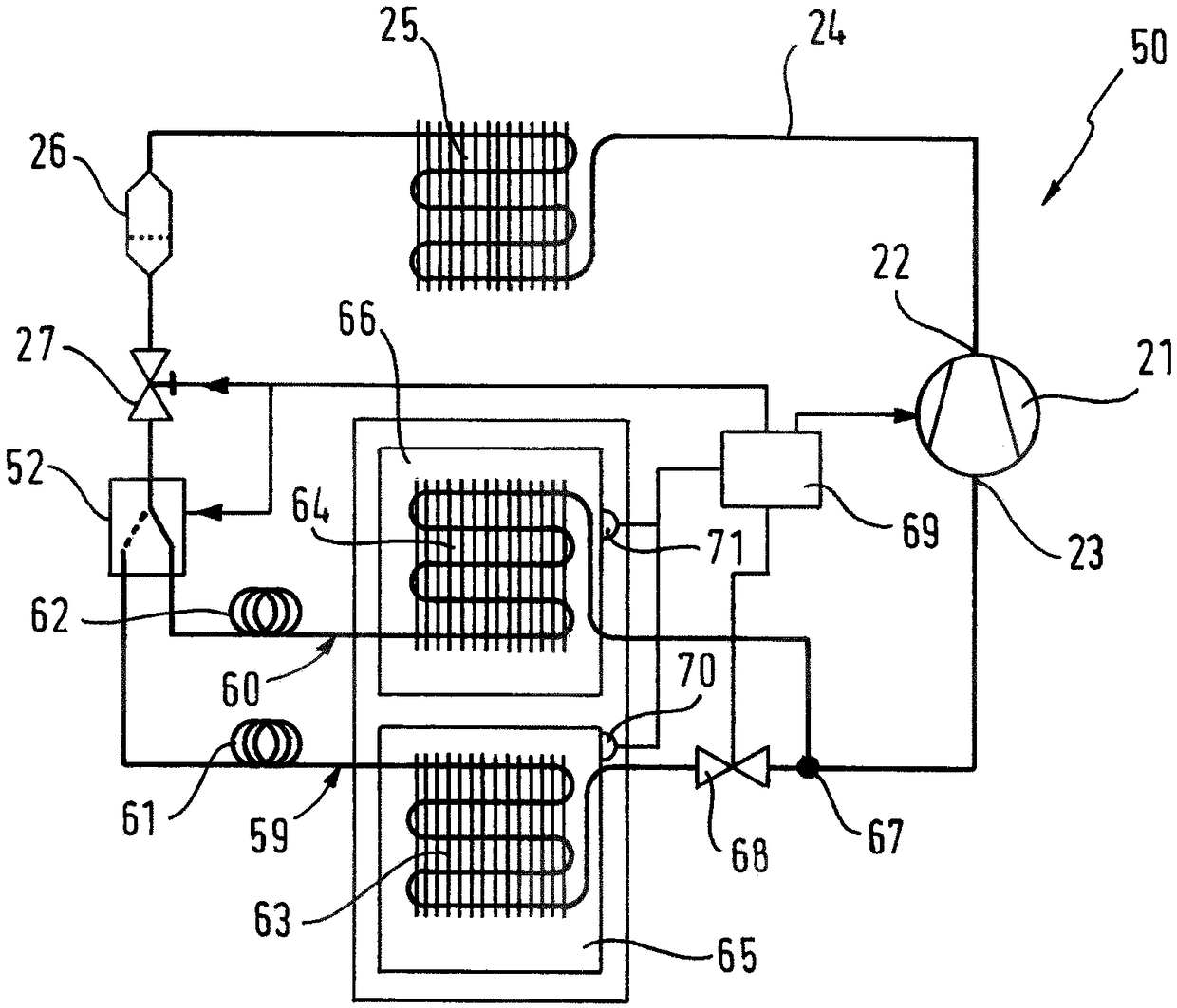 Refrigerator having a freezer box and a refrigerant circuit and method for operating a refrigerator