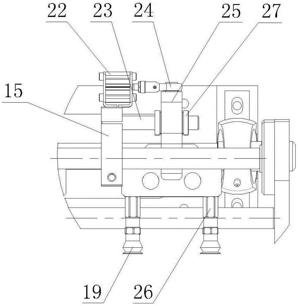 Four-side sealing packaging machine automatic suction bag device