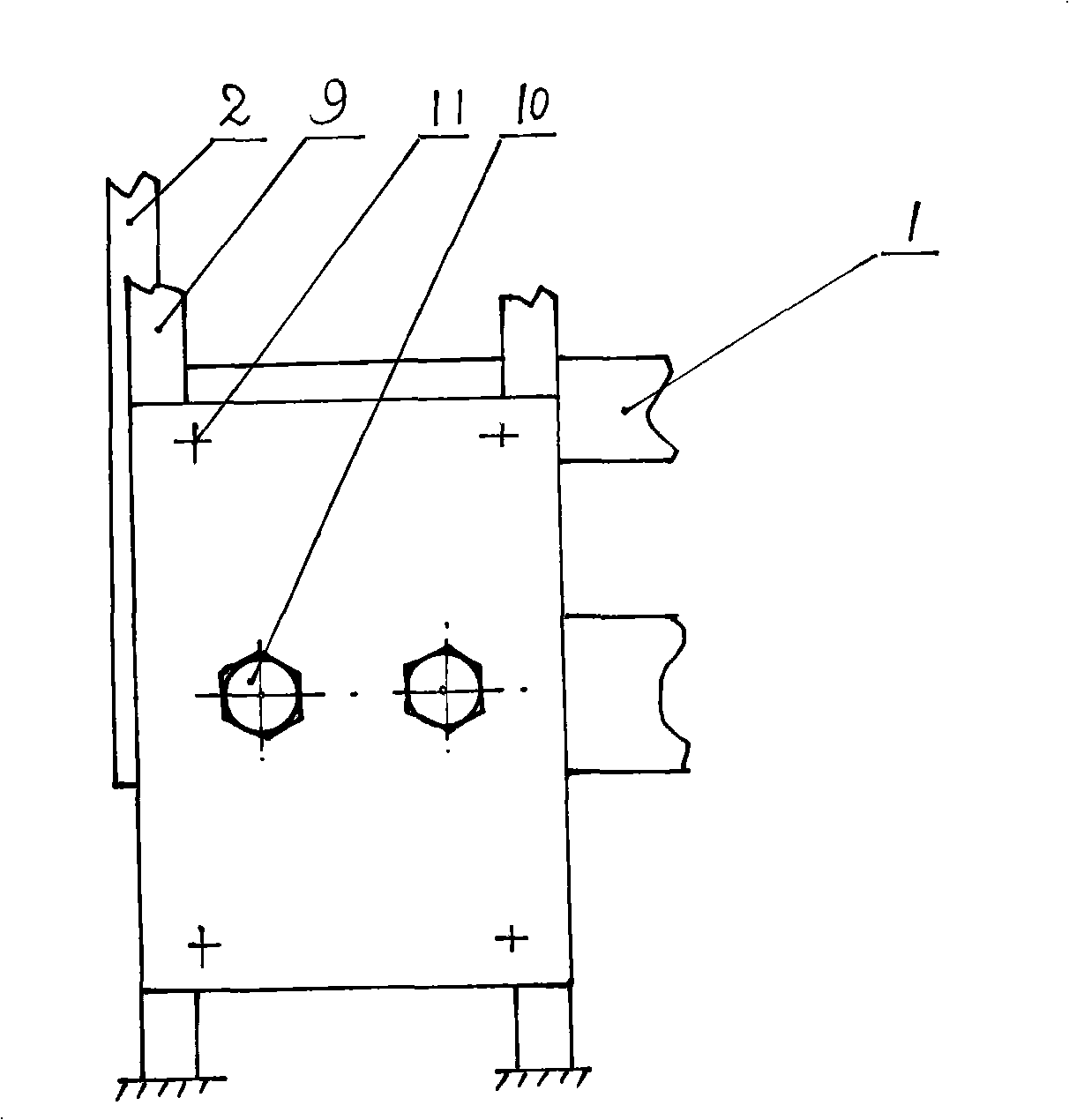 Guiding device of multideck table