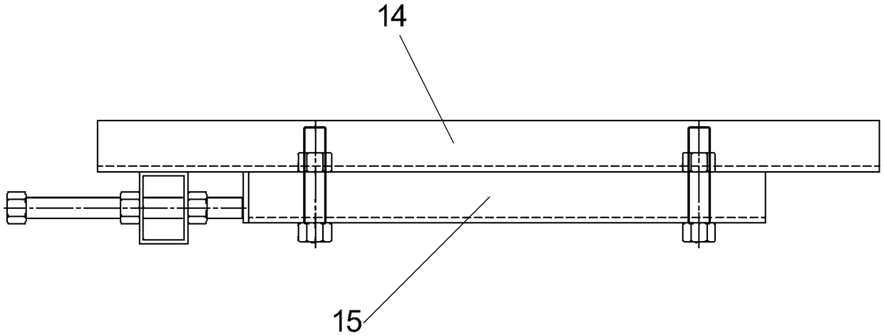 Ramie peeling device and feeding mechanism thereof