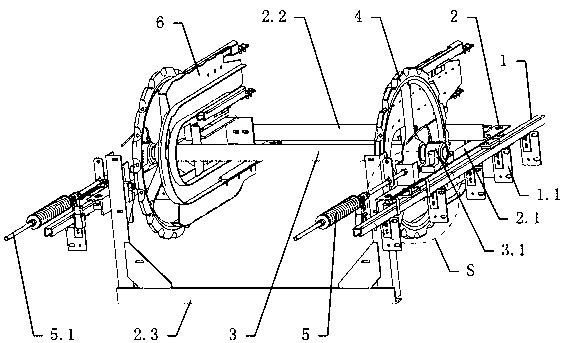 Stair chain tensioning frame for escalator