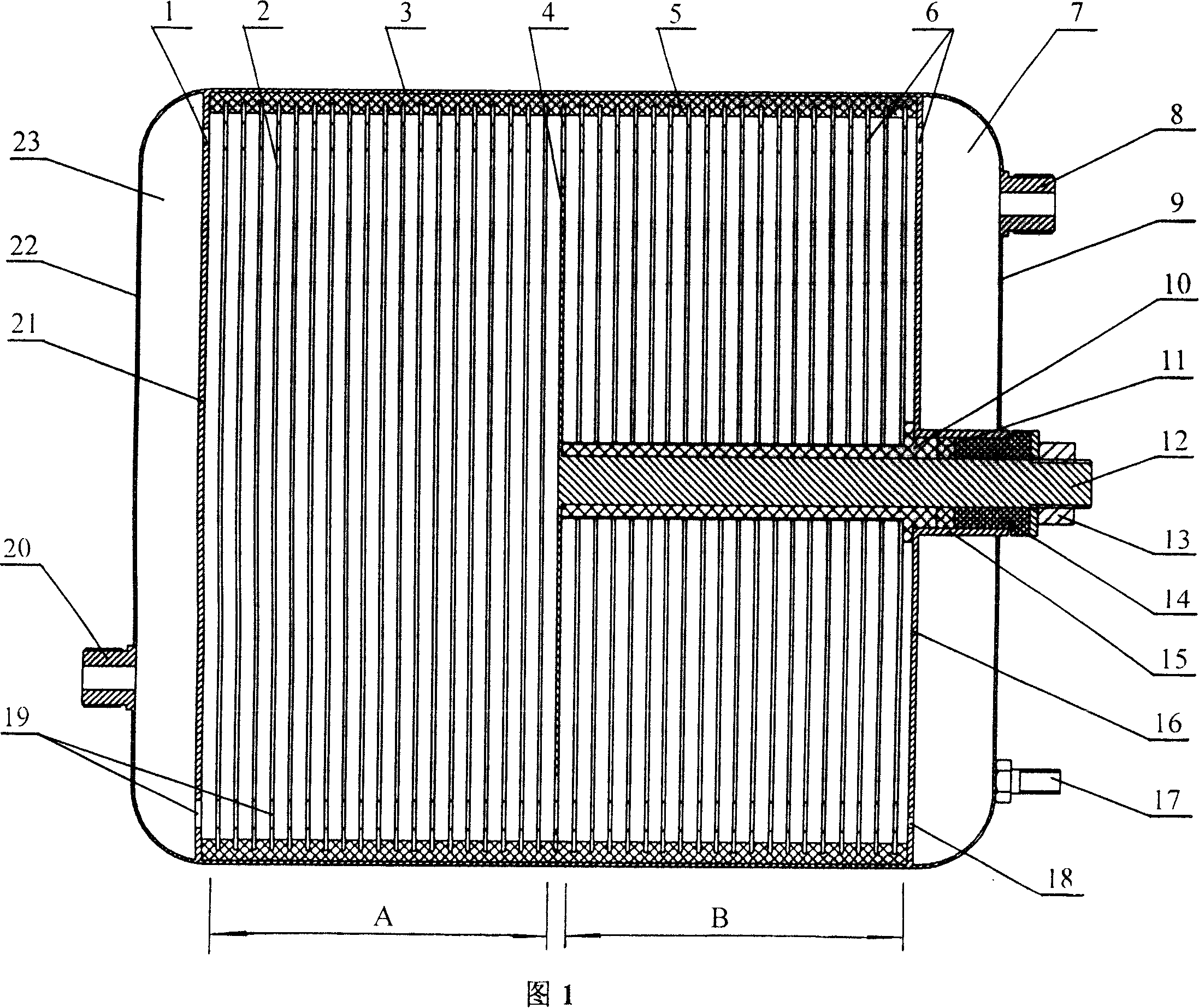 Integrated series-parallel combined electrolysis bath