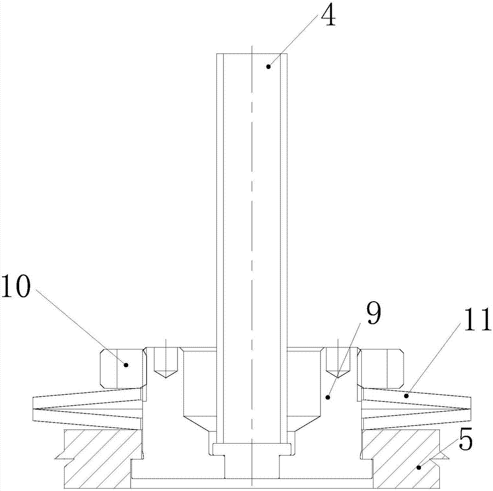 Heat protection self-alignment fine-tuning paper matrix molding equipment