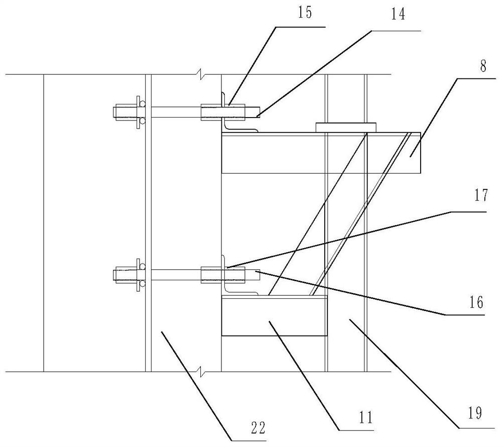 Connecting device between concrete conveying pipeline and pier column