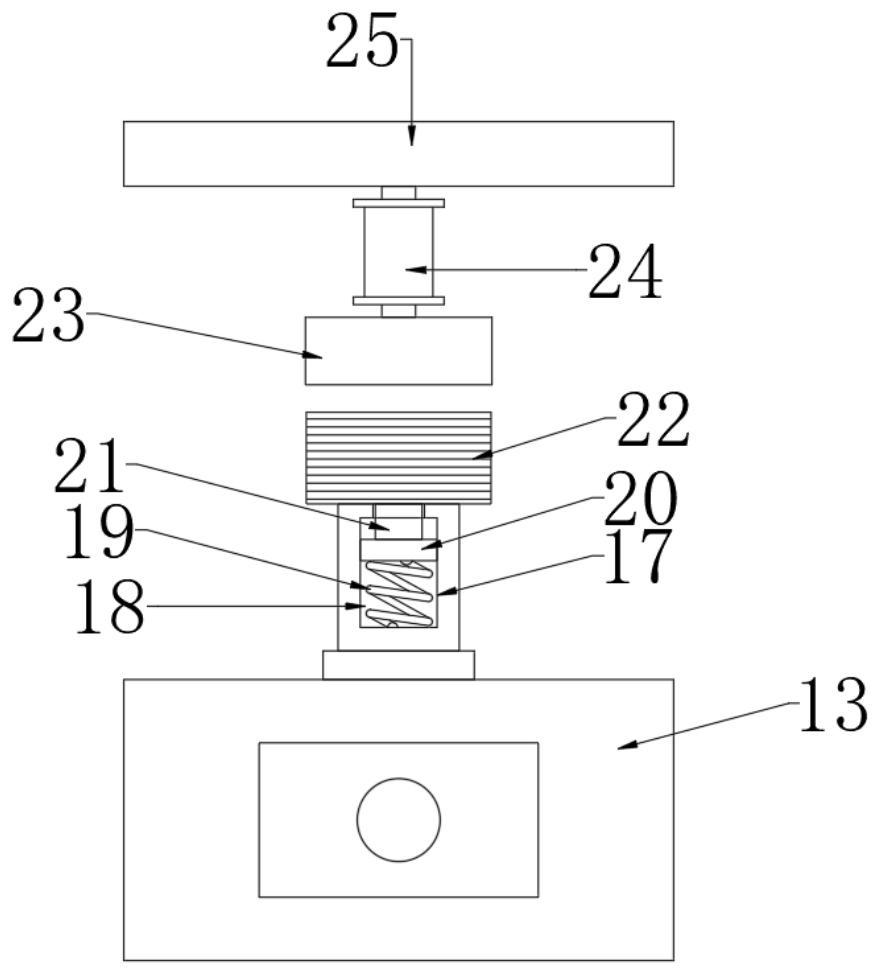 Feed spreading device for aquaculture