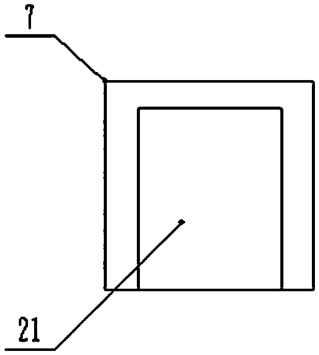 Automatic pig feed supply device