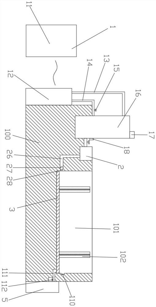 Swimming pool capable of intelligently adjusting temperature by utilizing heat-pump water heater