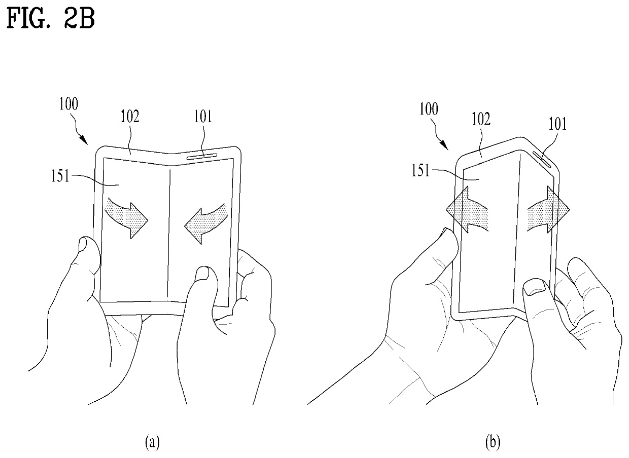 Foldable mobile terminal extracting a touch input coordinate from horizontal electrodes overlapped by the touch input