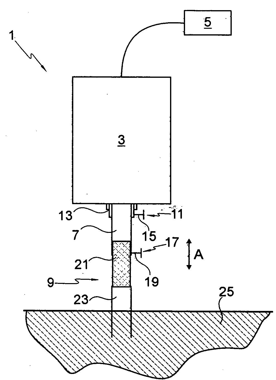 Device and method for preparing a recess in a bone