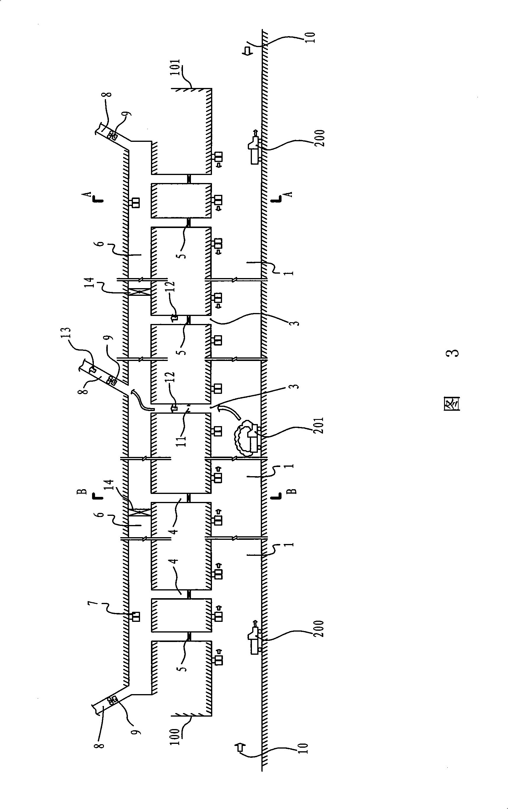 Improved tunnel smoke discharging method and tunnel fume discharging system with independent fume discharging device