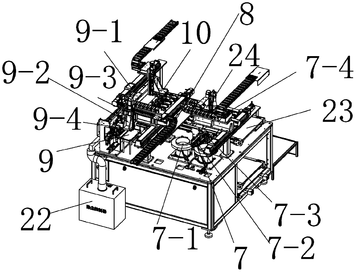 Automatic generation device of motherboard and operation method thereof