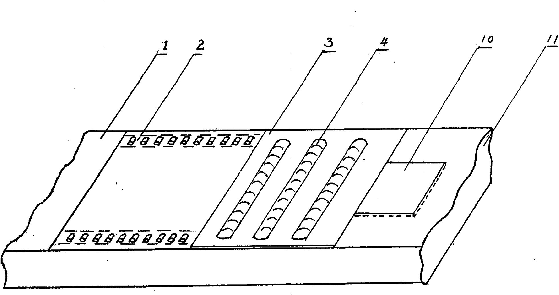 Wheel-trap involuntary stop device for motor vehicle