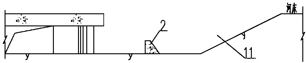 Navigation lock draining system with independent porous diversion water outlet structure