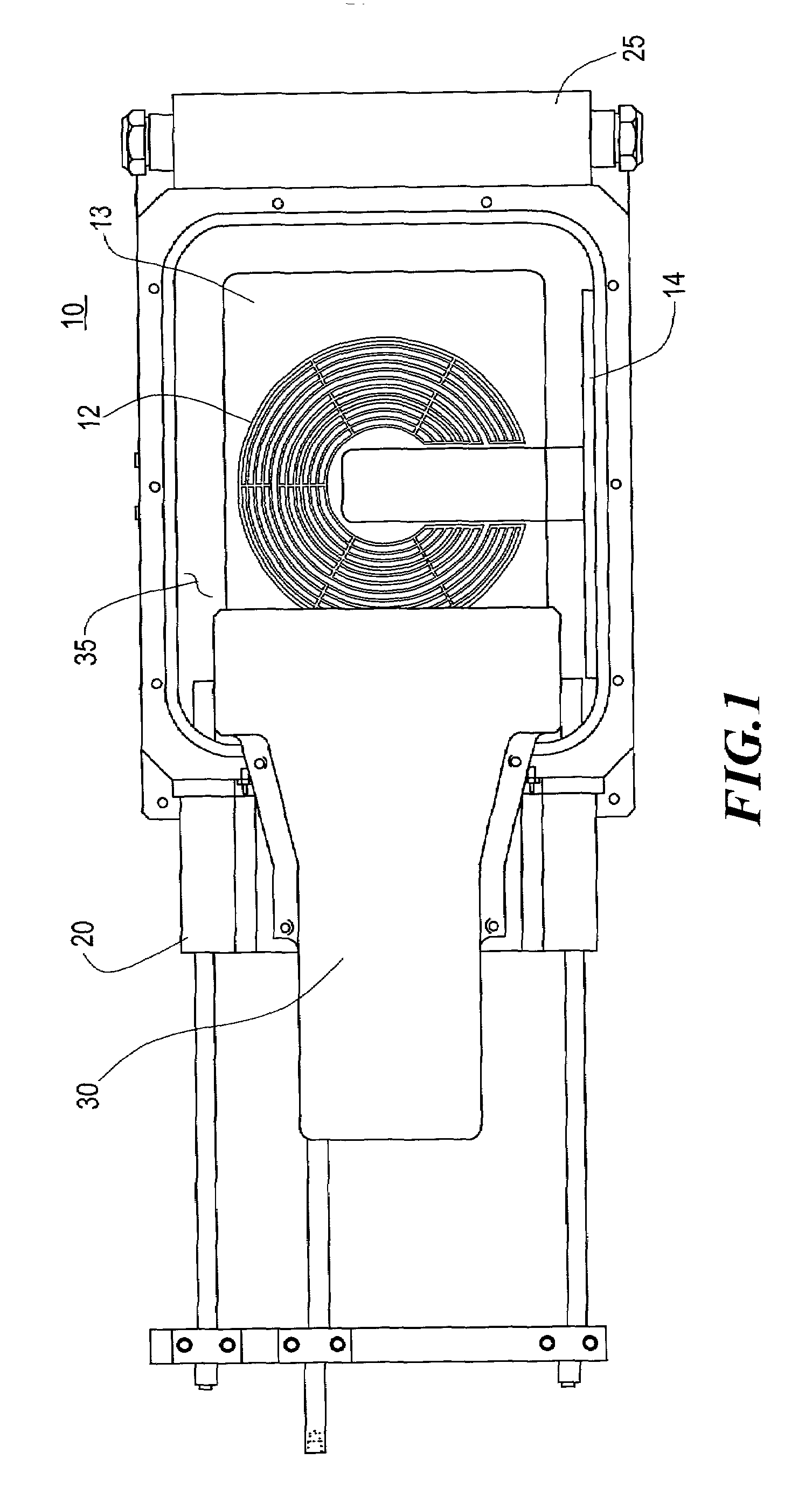 Scanning plasma reactor