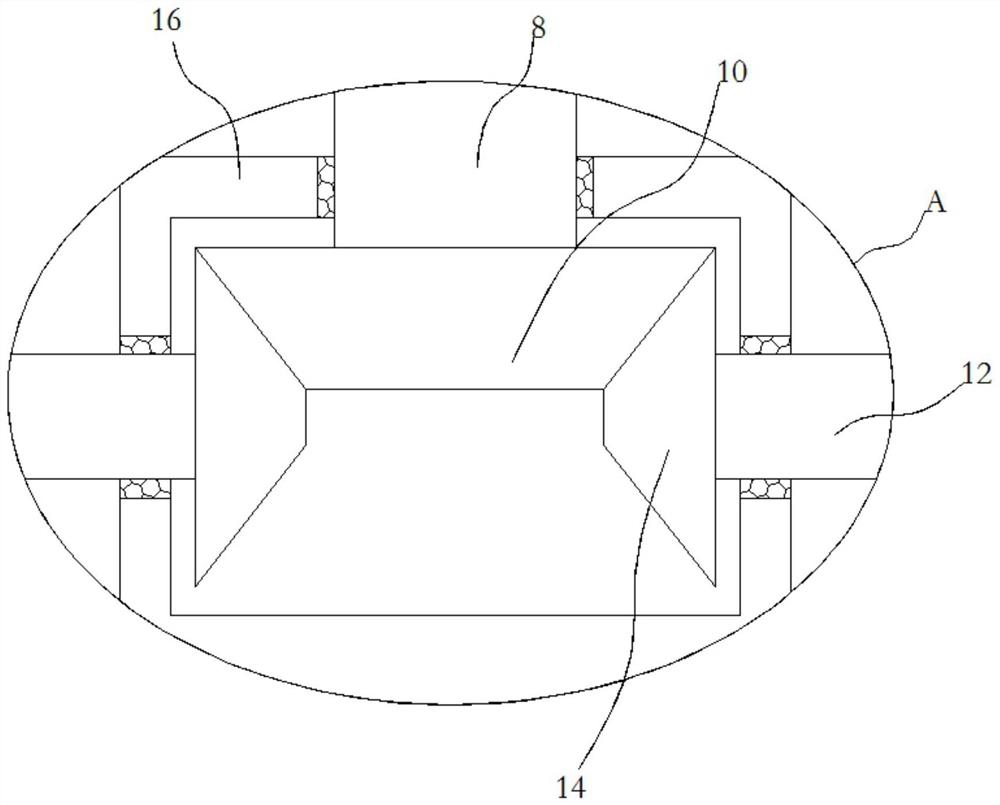 A kind of pineapple leaf crushing device and pineapple leaf crushing machine