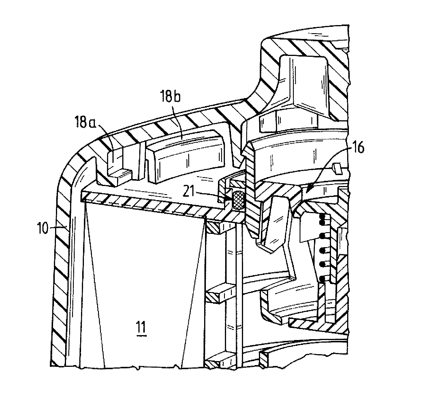 Filter with bayonet coupling to cover