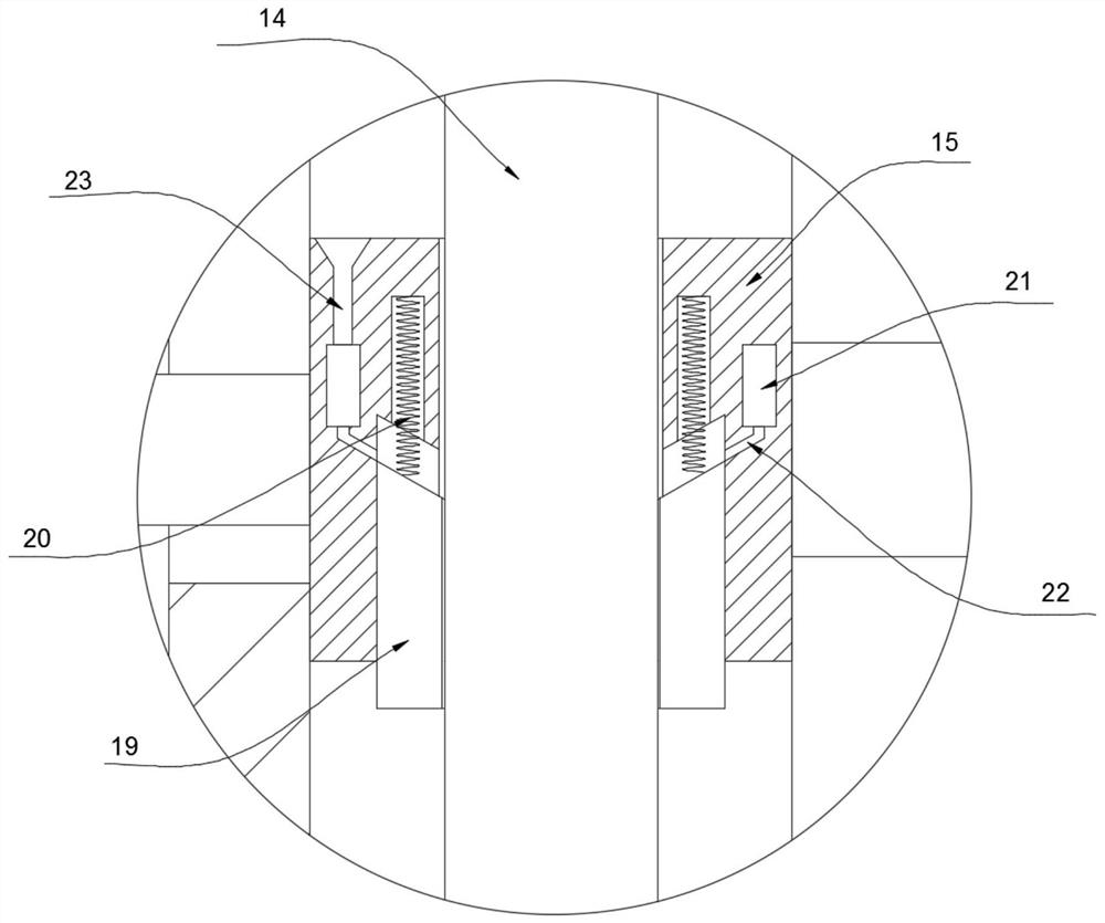 Self-adjusting and high-heat-dissipation LED lamp