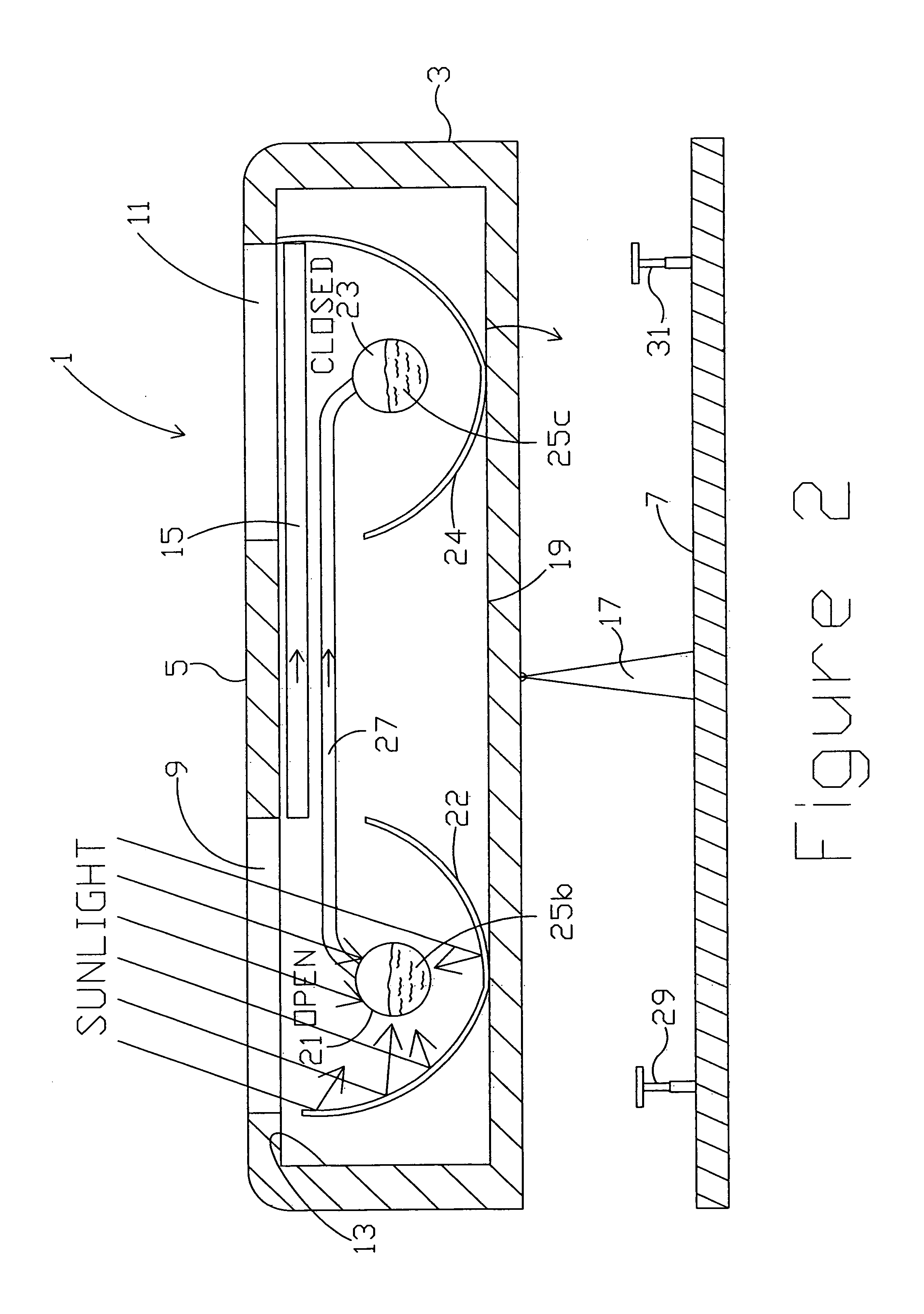 Reciprocating solar engine with solar reflectors