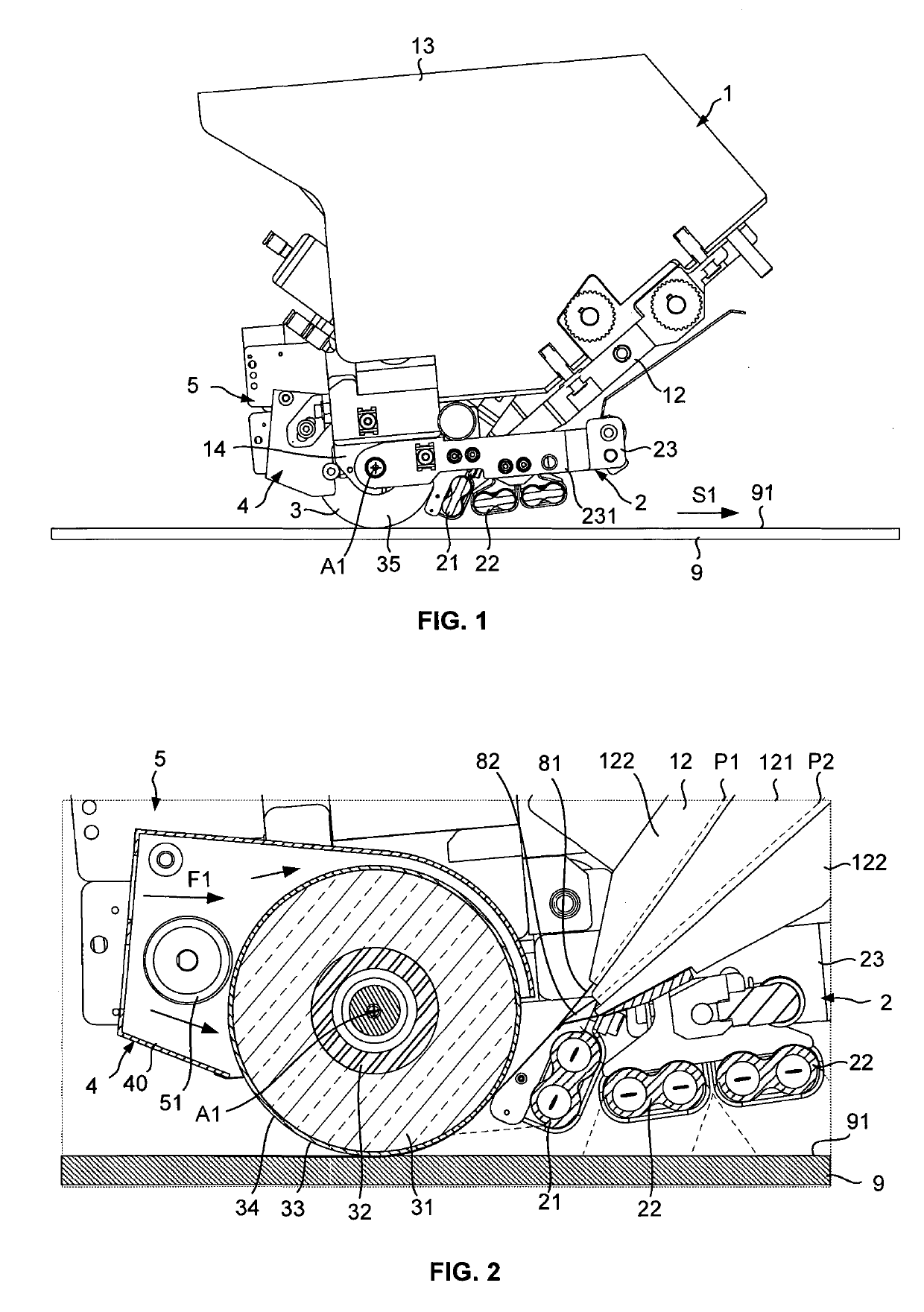 Fiber application head with a specific application roll