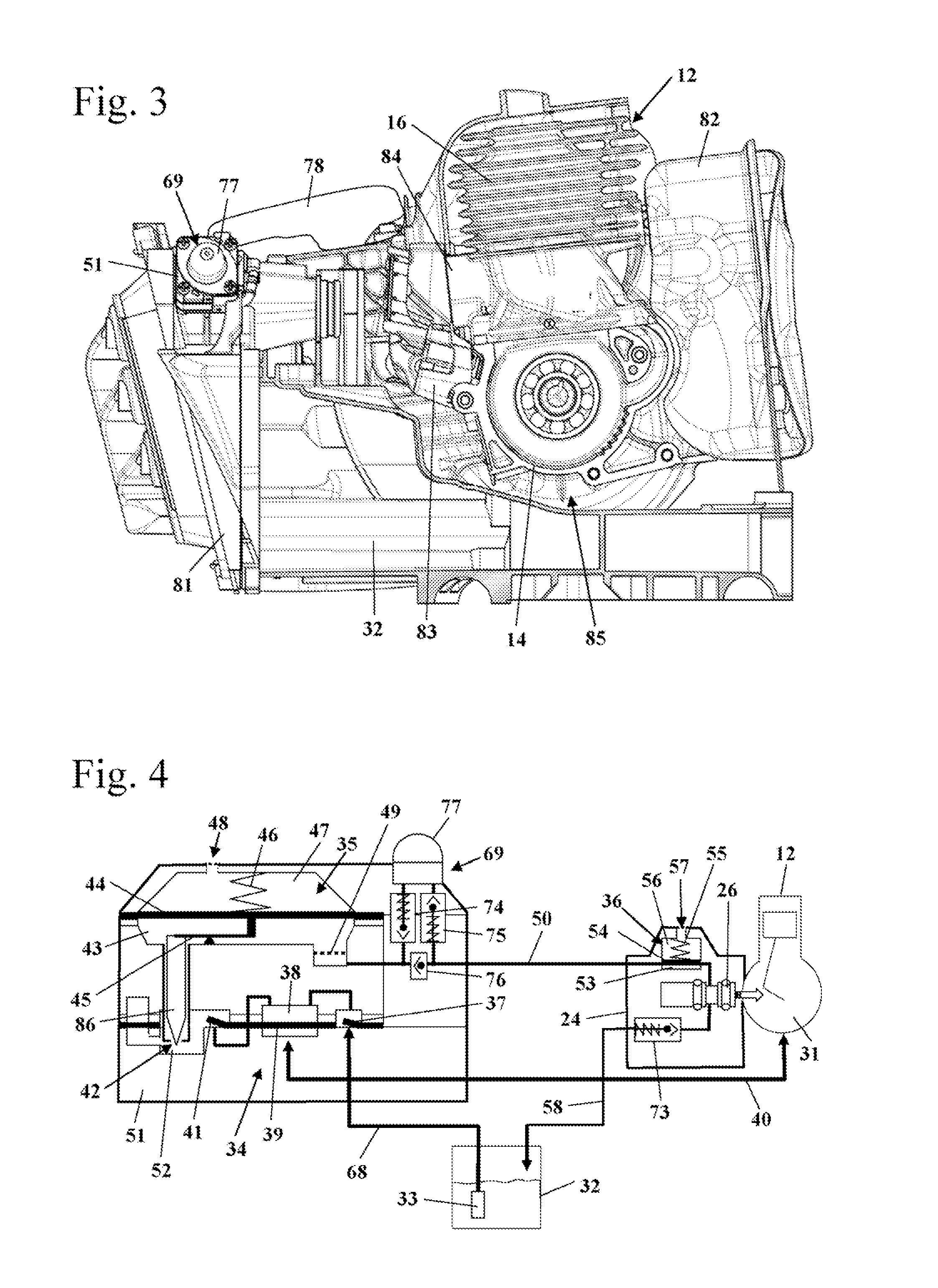 Internal combustion engine with fuel system