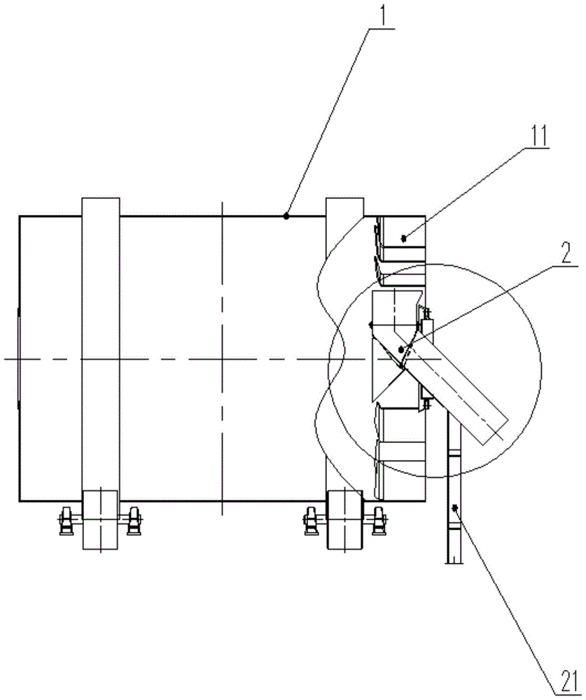 An automatic discharge device for rubber block mixing tank