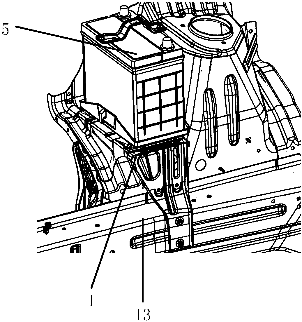 Automobile battery fixing assembly