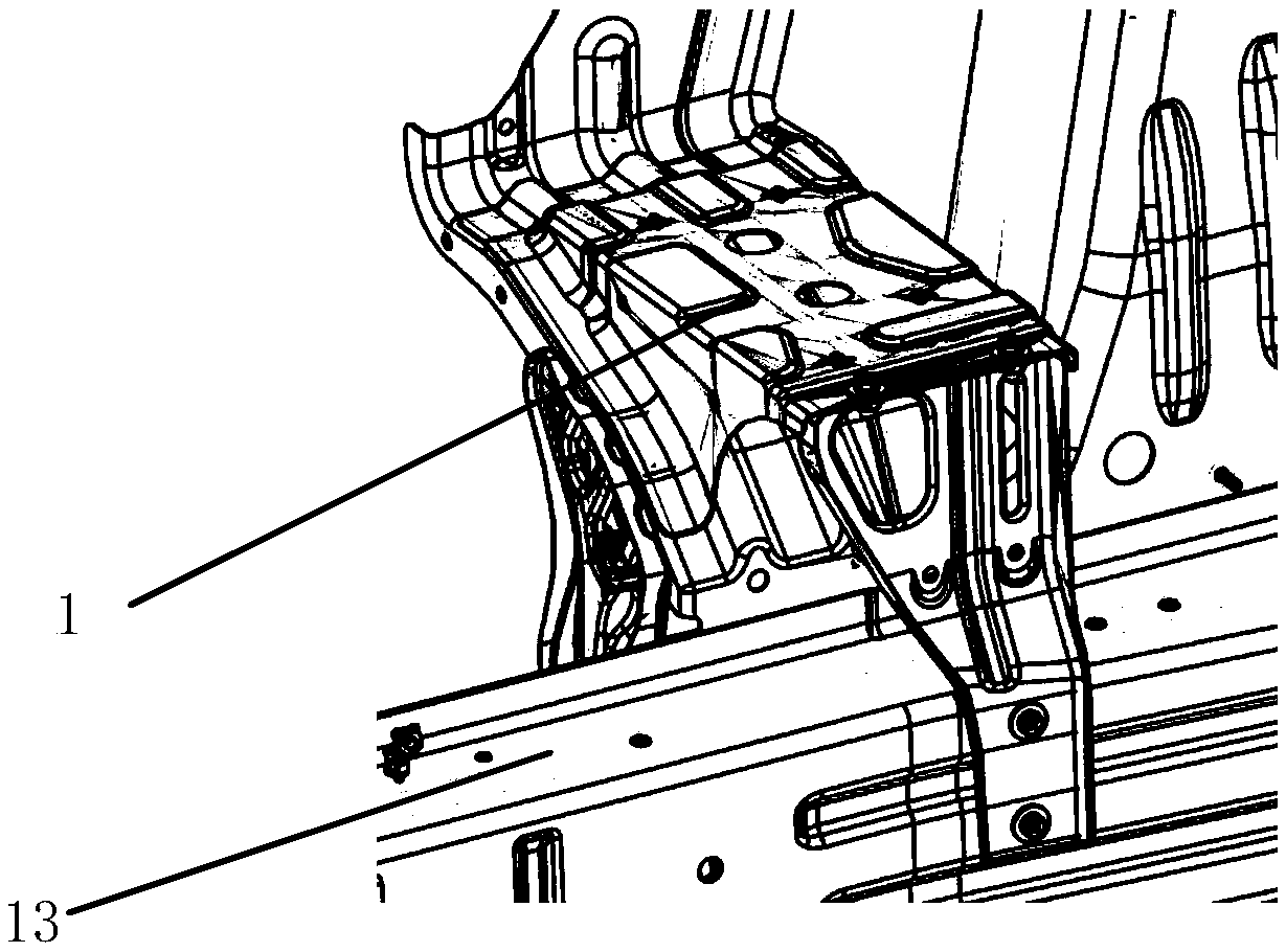 Automobile battery fixing assembly