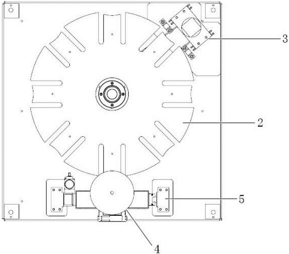 Material storage and retrieval device and on-line material storage and retrieval method