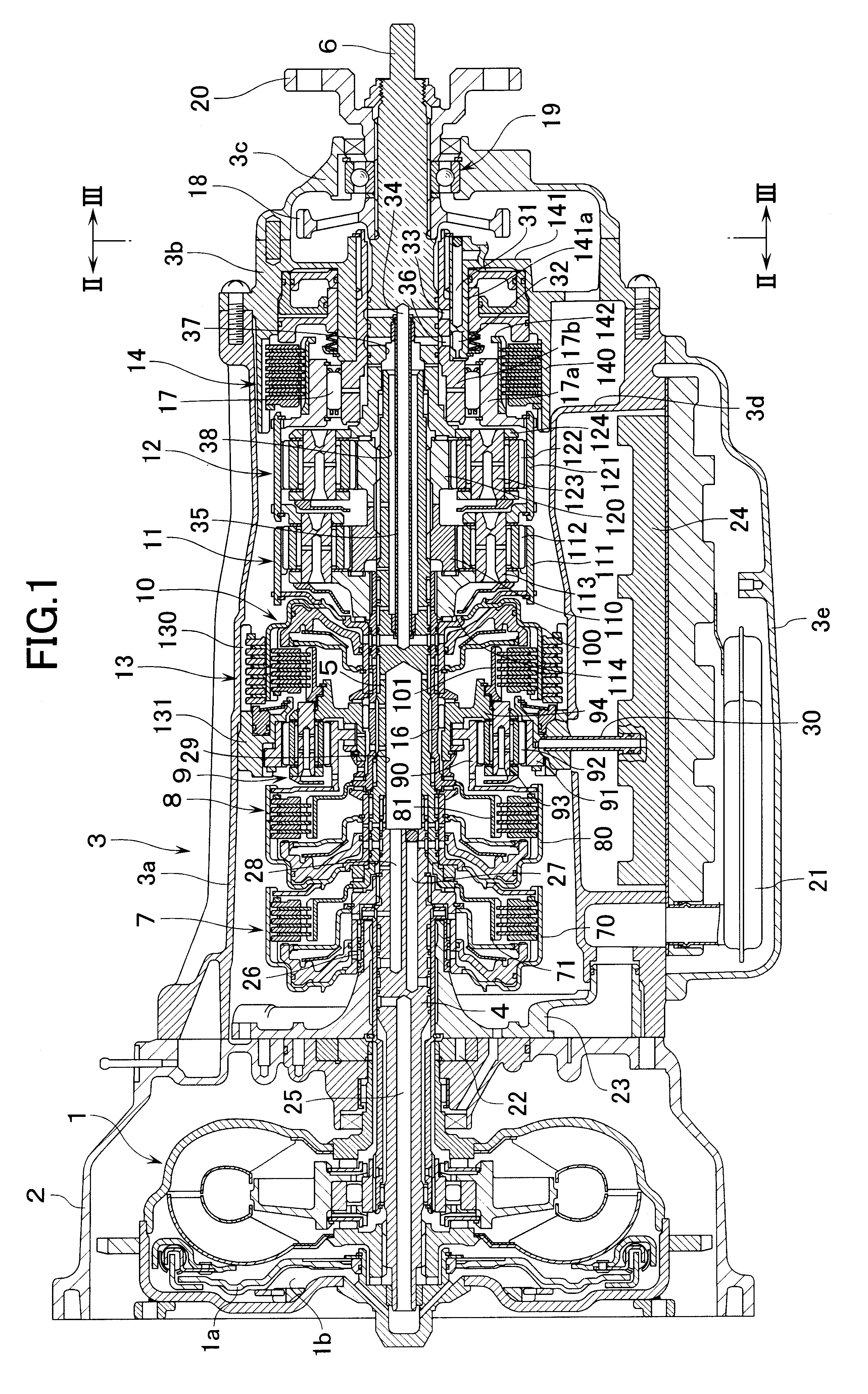 Lubricating structure for output shaft bearing portion in transmission