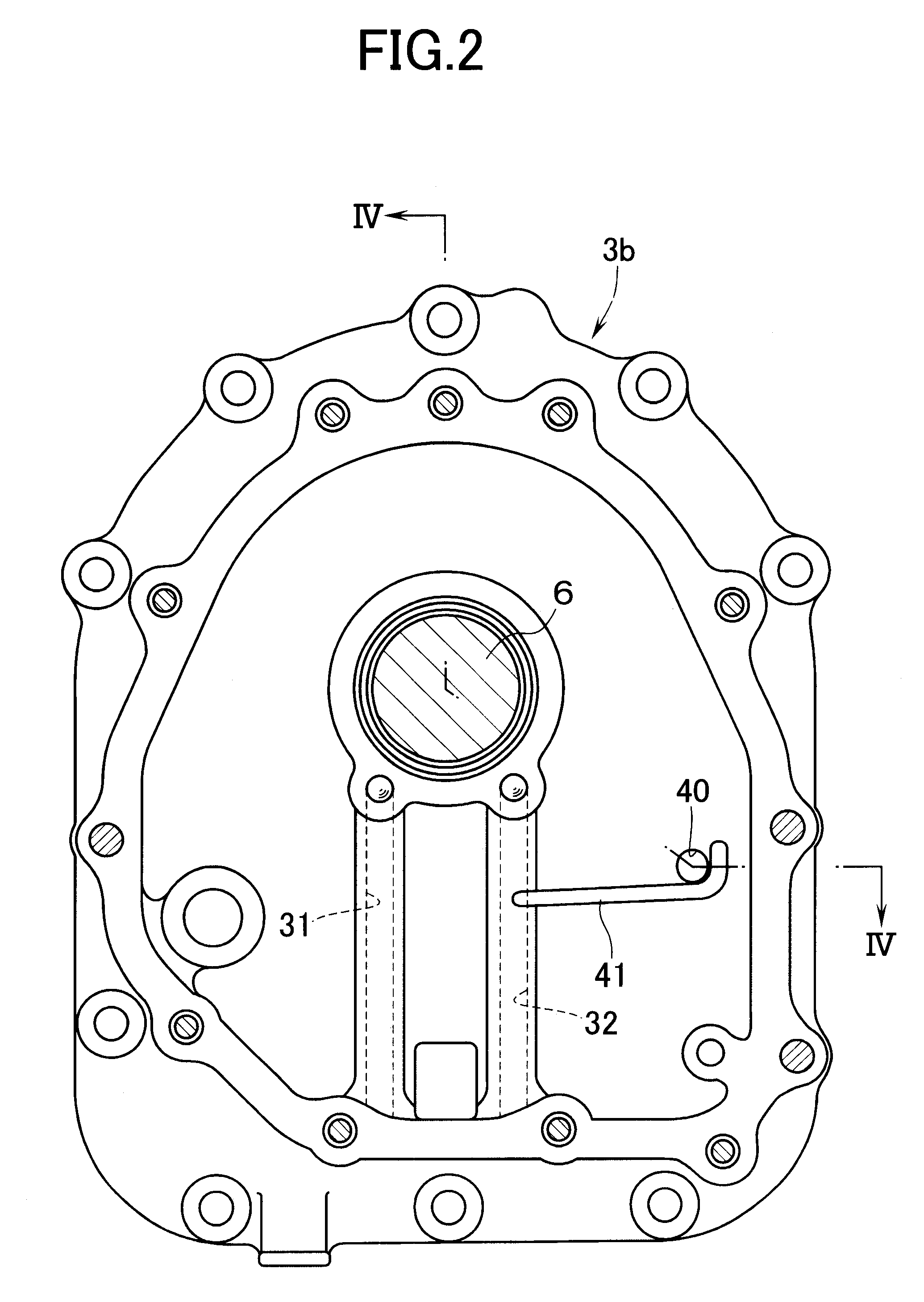 Lubricating structure for output shaft bearing portion in transmission