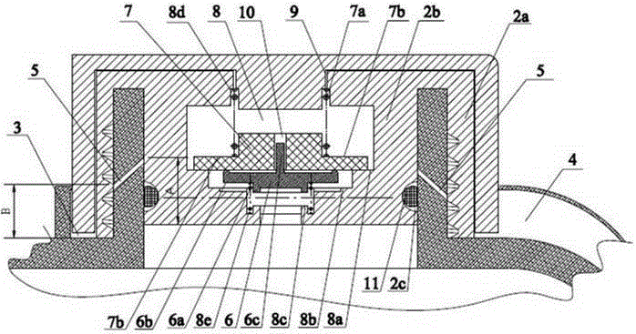 Pressure relief and diversion structure of water storage bottle for automobile