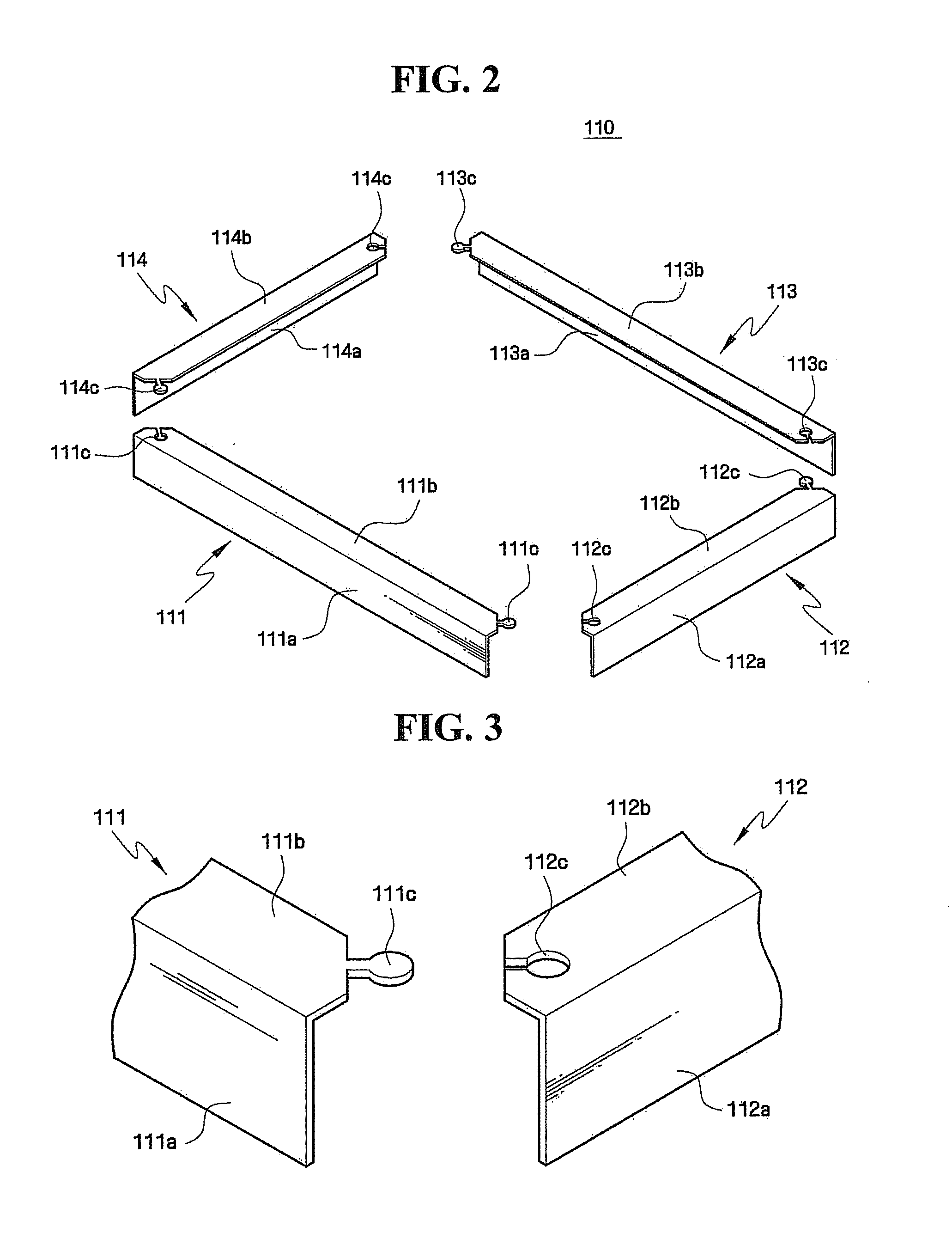 Container, display apparatus including the same, and method of manufacturing display apparatus